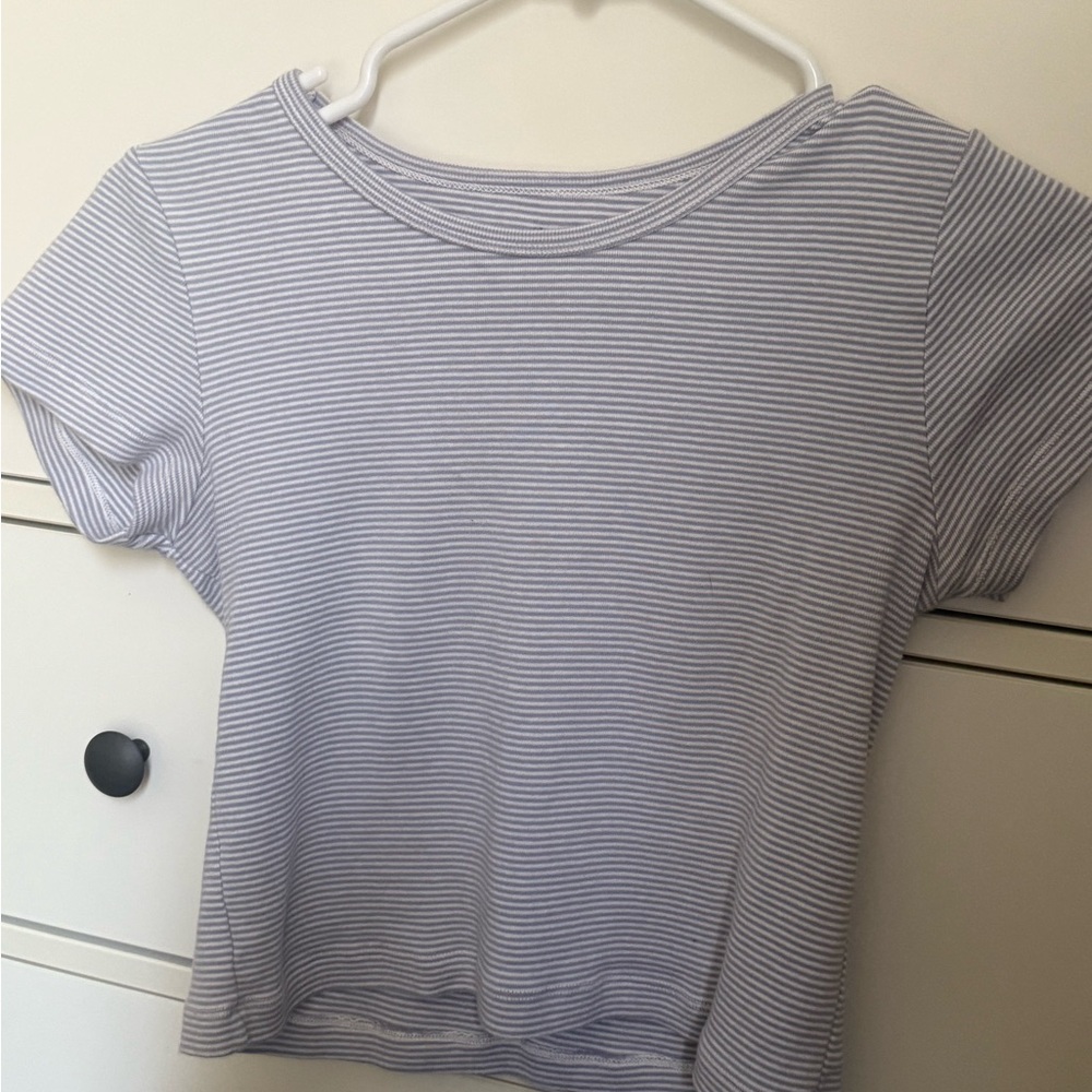 Brandy Melville Crop top
